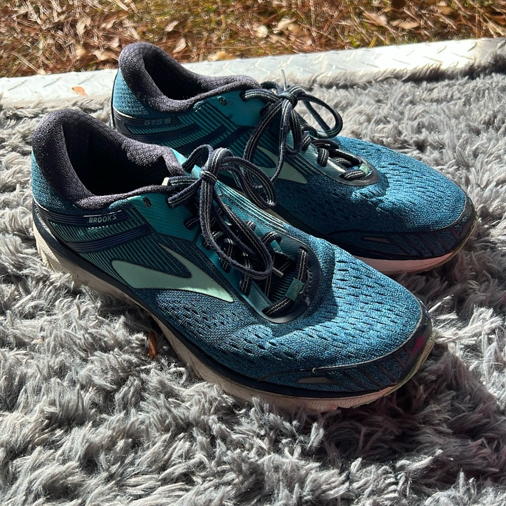 Brooks Womens Adrenaline GTS 18 1202681B495 Blue Running Shoes Size 10.5